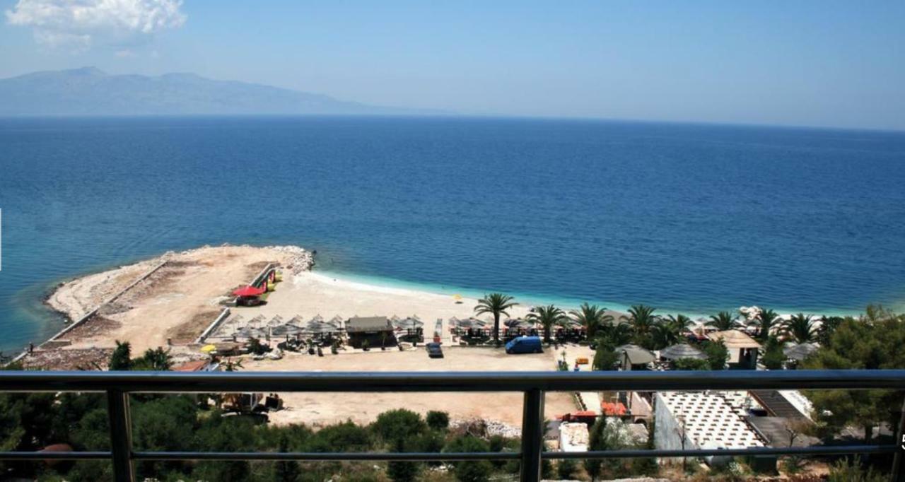 Eval Hotel Sarandë Buitenkant foto
